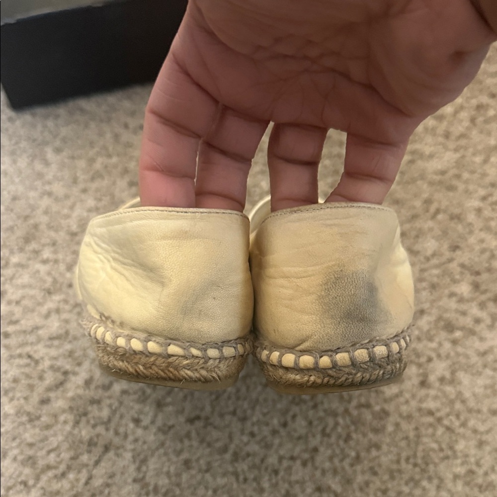 CHANEL Women's Beige and Black Espadrilles - Picture 3 of 8